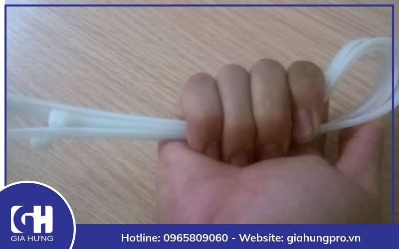Bật mí cách lựa chọn dây thít chất lượng Bật mí cách lựa chọn dây thít chất lượng
